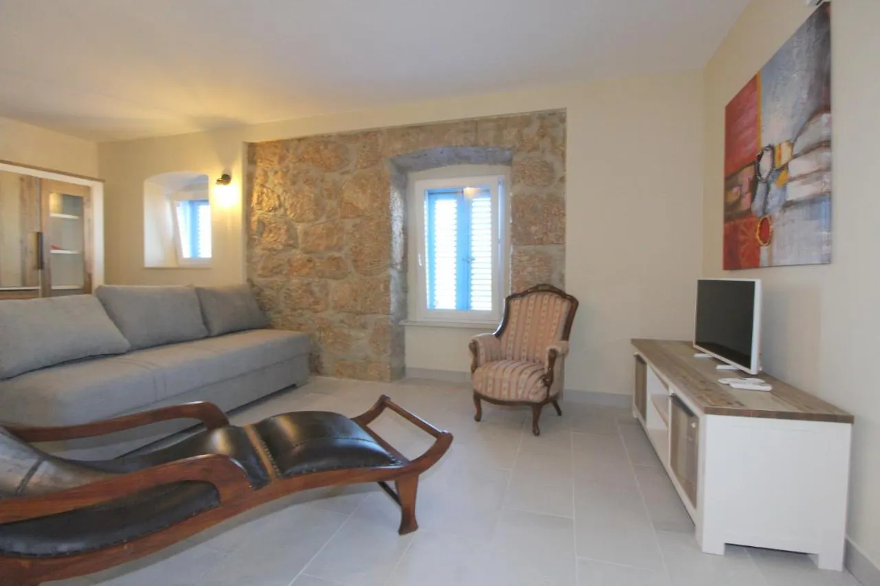 Apartments Mediteran Home Croatia