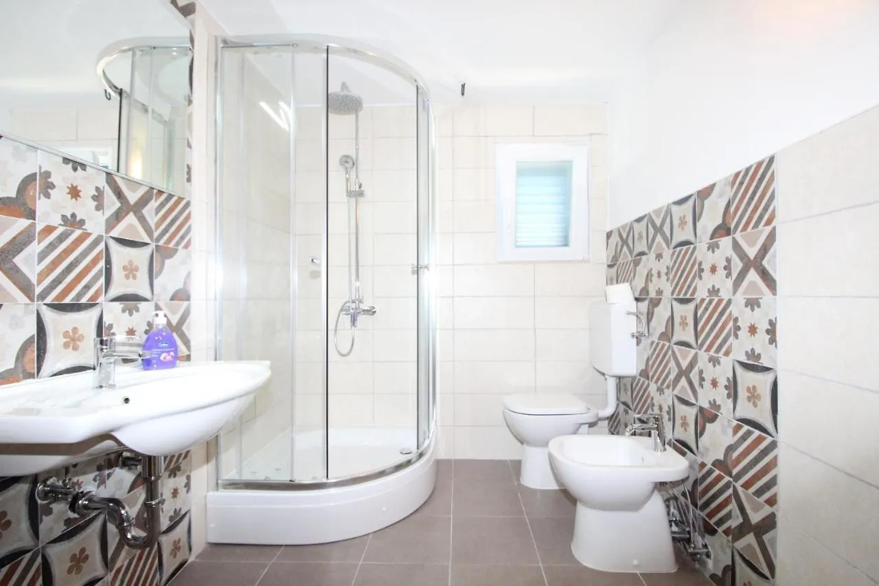 Apartments Mediteran Home Croatia